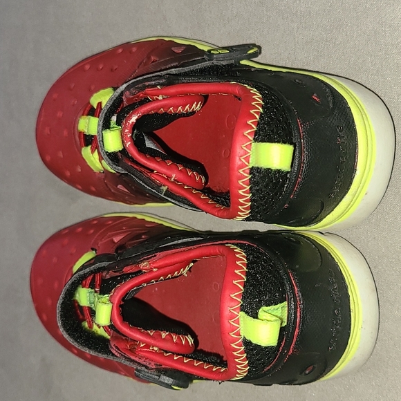 Made 2 Play velcro sneakers boys size 8 - Picture 3 of 8